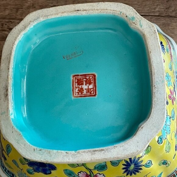 Early 20th Century Quig Dynasty China Octagonal Ceramic Bowl Hand Painted Floral - Picture 9 of 9